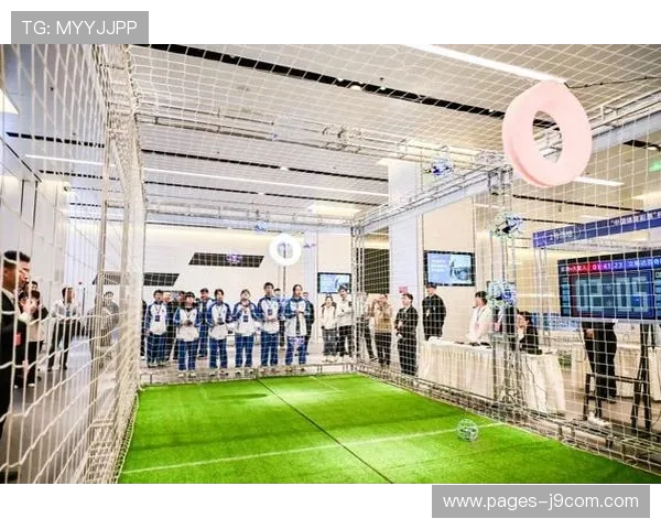 福贡县创新推出无人机足球设备推动体育技术融合发展